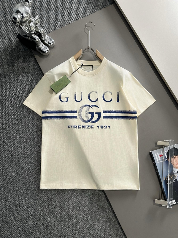 ブランドTシャツ正面デザイン